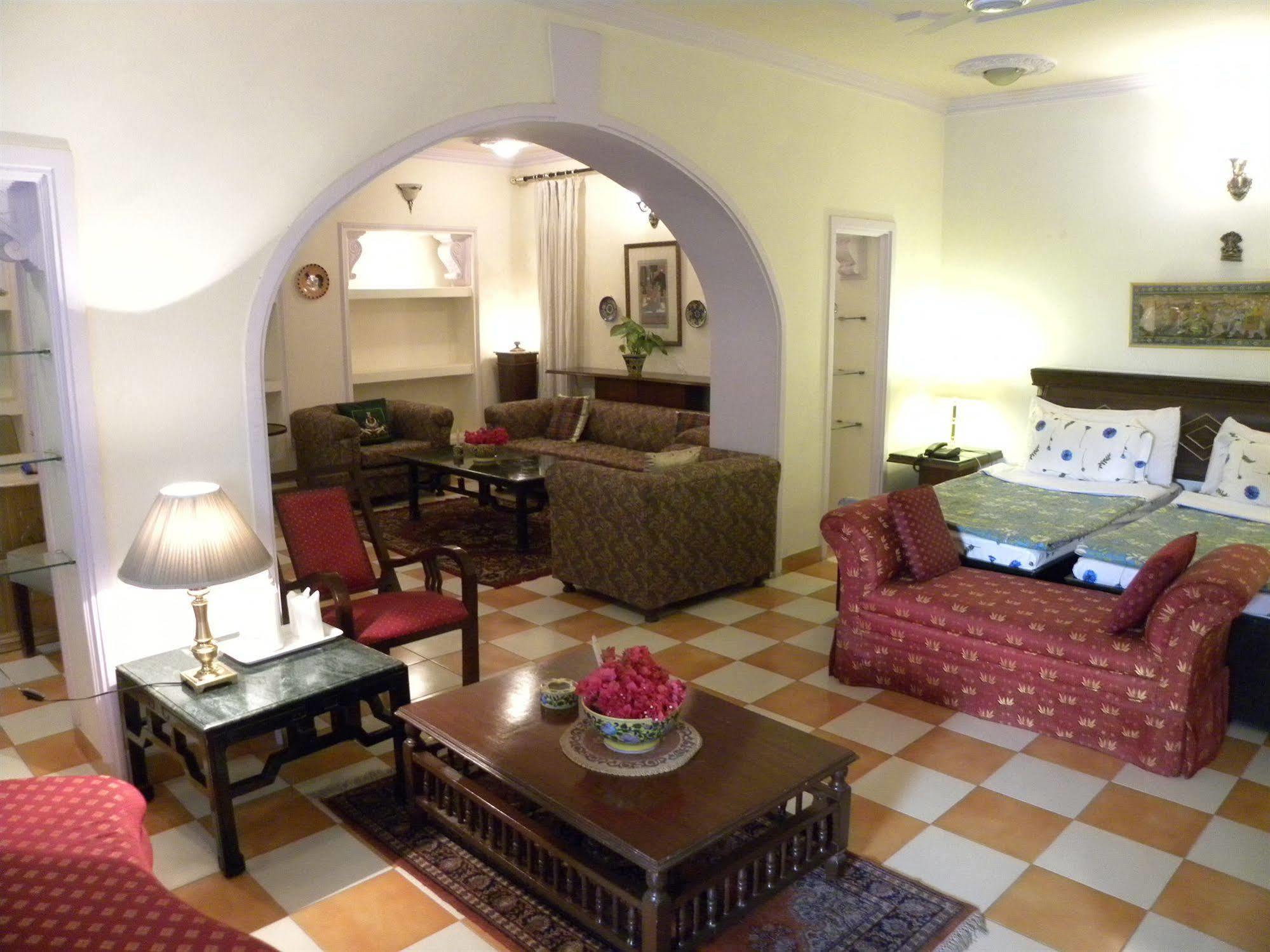 Hotel Sugan Niwas Palace Jaipur Extérieur photo